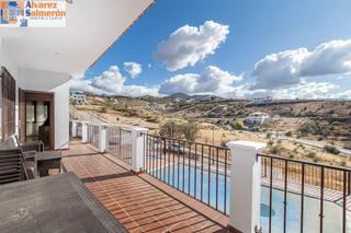 Casa  Calle pinos puente. Casa una sola planta en altos de la zubia