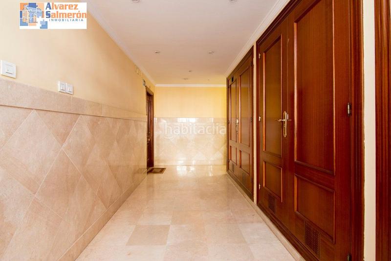 Foto 471be58f-b4a5-4caa-a6e6-46bbf791a98d. Aparcament cotxe a San Matías - Realejo Granada