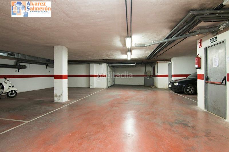 Foto e2447955-134e-42ff-979a-d36914493705. Aparcament cotxe a San Matías - Realejo Granada