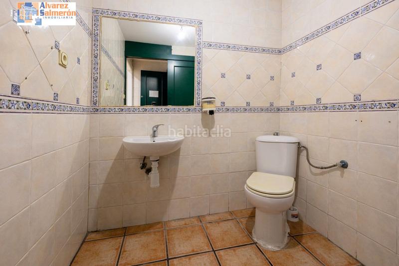 Foto 1a65e8ec-48e5-434f-a7e0-7a5fe764e864. Local commercial dans Plaza de Toros Granada