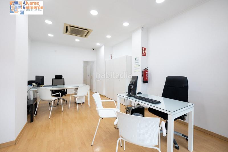 Foto 4f2d0967-45d2-481c-b057-9302b1eca3e4. Local commercial dans Plaza de Toros Granada