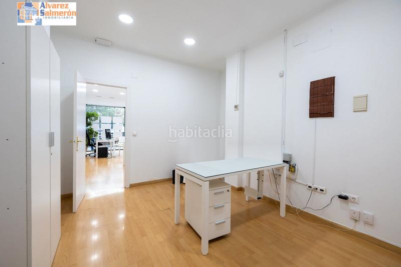 Foto bb9d402d-af12-4cd5-81bd-1d426417f1c3. Local commercial dans Plaza de Toros Granada