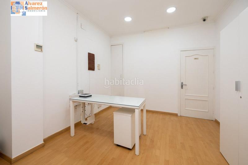 Foto e1128834-4a02-40d9-a6b3-501e1c332987. Local commercial dans Plaza de Toros Granada