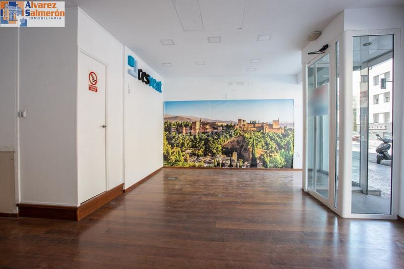 Foto 3eedbc2f-1e2c-4993-a06e-f2b35a4aced9. Locale commerciale in Camino de Ronda Granada