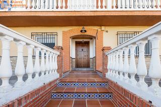 Casa  Calle fabrica. A la venta piso en dílar