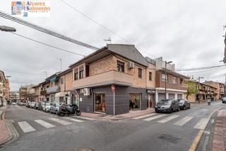 Locale commerciale in Calle manuel galera