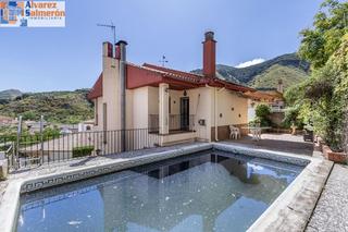 Xalet  Brasil. Chalet en pinos genil