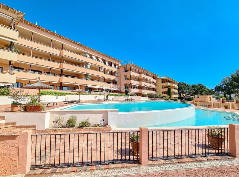 Foto c6a29947-ebcf-4d0f-ade7-ac70ec84cd26. Apartament amb piscina a Cas Català-Illetes Calvià
