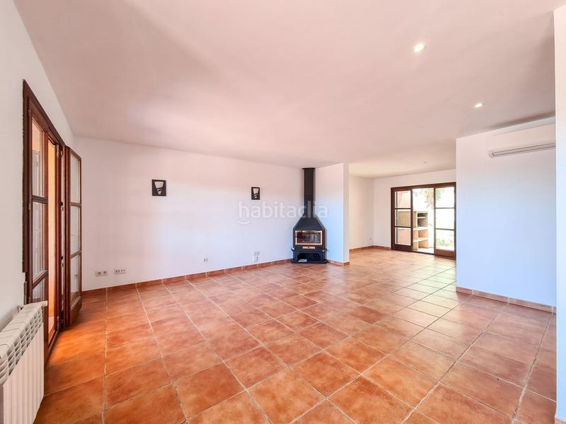 Foto fa4c8867-58ff-4370-8b21-756a47f0e887. Lloguer casa amb calefacció aparcament piscina a Calvià