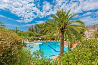 Appartement in Cas Català-Illetes. Luminoso planta baja , completamente reformado, con terraza ampl