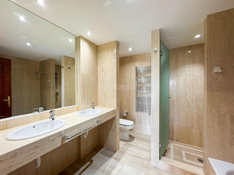 Foto 1098ce8c-31c5-499c-b957-853ea0dceaa8. Apartamento magnífica planta baja con gran terraza con vistas parciales al mar y espectacular jardín privado en exclusivo complejo de bendinat en Calvià
