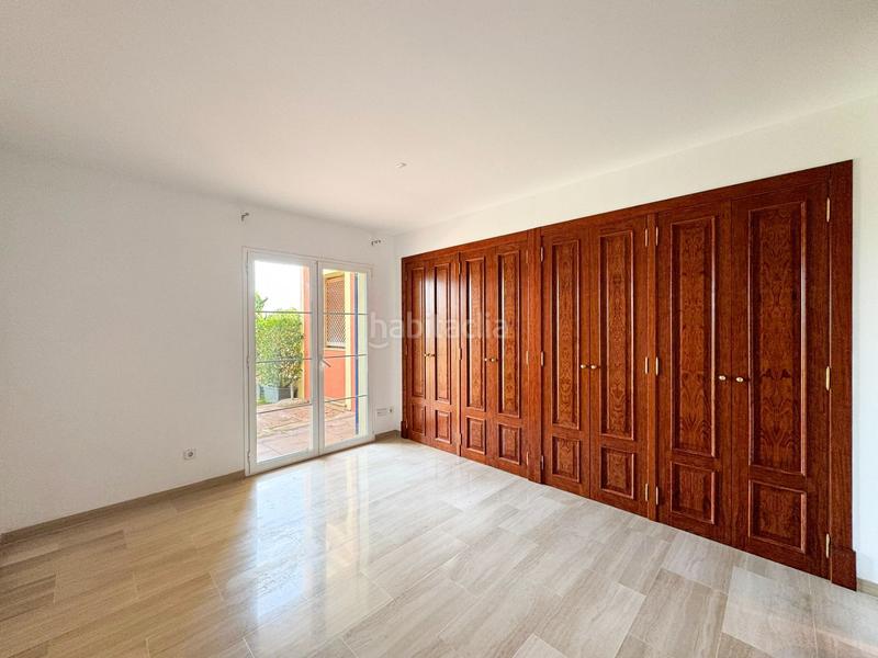 Foto 2a286568-5ecd-458d-ad78-78d69e9d2451. Apartamento magnífica planta baja con gran terraza con vistas parciales al mar y espectacular jardín privado en exclusivo complejo de bendinat en Calvià