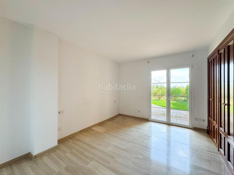 Foto fa64950c-67aa-4f00-a4fb-ec52137be95c. Apartamento magnífica planta baja con gran terraza con vistas parciales al mar y espectacular jardín privado en exclusivo complejo de bendinat en Calvià