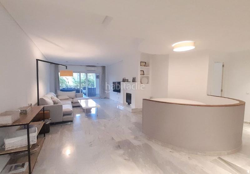 Foto 30b6ce37-4f17-4933-970d-cee35626e12a. Lloguer apartament amb piscina a Cas Català-Illetes Calvià