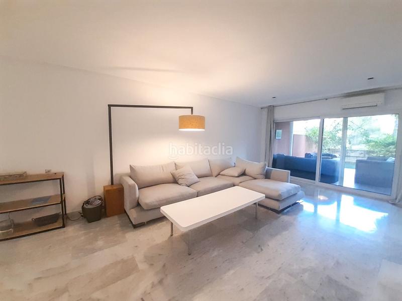 Foto 79bab2e4-a4ee-4373-9cef-fdd2cb5bd54b. Lloguer apartament amb piscina a Cas Català-Illetes Calvià