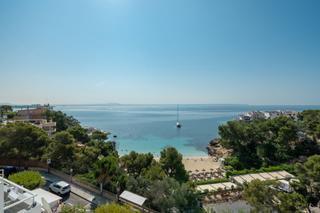 Apartament a Cas Català-Illetes. Luminoso piso con gran terraza y magníficas vistas panorámicas a
