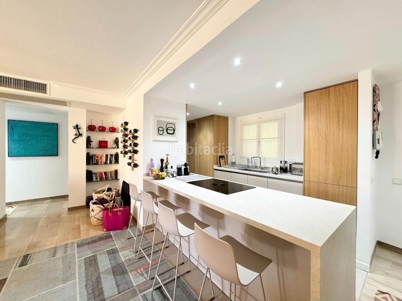 Foto 55e7f8c4-e1a6-4236-8654-eaec97634d3b. Apartamento maravillosa planta baja reformada con amplia terraza y jardines privado, en exclusivo complejo de bendinat. piscinas y extensos ja en Calvià