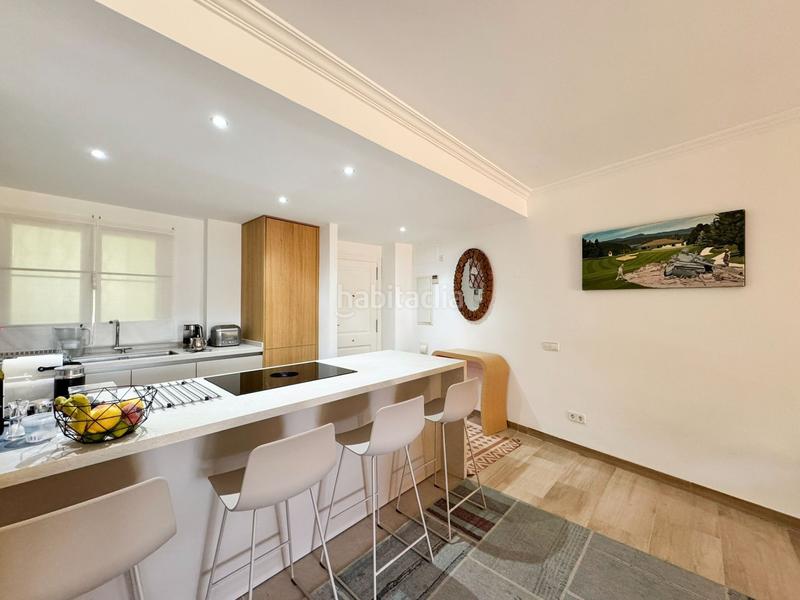 Foto 7aad543d-9a55-4833-9f39-d2d11d8868e6. Apartamento maravillosa planta baja reformada con amplia terraza y jardines privado, en exclusivo complejo de bendinat. piscinas y extensos ja en Calvià
