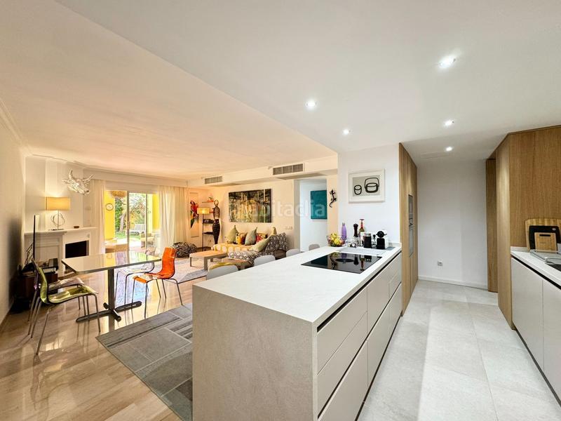 Foto a846fbf6-39f1-41f6-bc28-200164d0fd9d. Apartamento maravillosa planta baja reformada con amplia terraza y jardines privado, en exclusivo complejo de bendinat. piscinas y extensos ja en Calvià