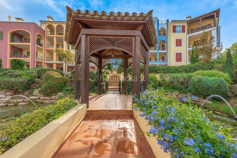 Foto b764ebf7-43d1-4175-87d6-35f0802f4d2e. Apartamento maravillosa planta baja reformada con amplia terraza y jardines privado, en exclusivo complejo de bendinat. piscinas y extensos ja en Calvià