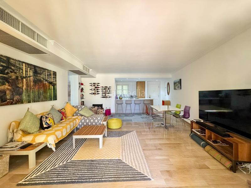 Foto edee66b0-e741-48ac-8a79-6344575c5897. Apartamento maravillosa planta baja reformada con amplia terraza y jardines privado, en exclusivo complejo de bendinat. piscinas y extensos ja en Calvià