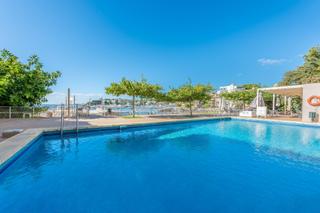 Lloguer Apartament a Sant Agustí. Espacioso piso, completamente reformado, en exclusivo complejo d