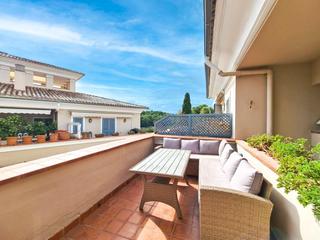 Location Appartement à Cas Català-Illetes. Luminoso y espacioso átco con terraza. en complejo de lujo de be