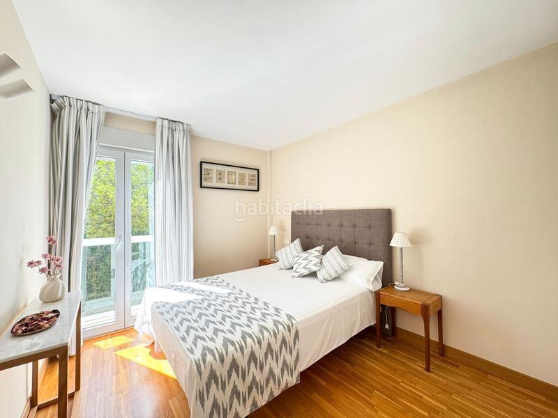 Foto f8225289-da59-489c-9e84-64e19d870ec4. Lloguer apartament amb piscina a Cas Català-Illetes Calvià