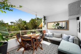 Apartament a Cas Català-Illetes. Luminoso y espacioso piso totalmente reformado con terraza vista