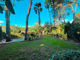 Location Appartement à Cas Català-Illetes. Maravillosa planta baja reformada con amplia terraza y gran jard