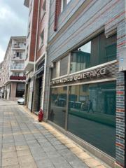 Local commercial  Goietako plaza. Clínica en venta en plaza goietako