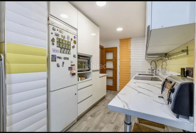 Foto 6756091e-2c22-4a63-bd92-b32210d7862d. Alquiler piso  de lujo exclusivo para chicas estudiantes en Granada