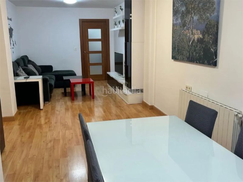 Foto 97664890-8d9d-4dbd-a585-f184588cca59. Alquiler piso  de lujo exclusivo para chicas estudiantes en Granada