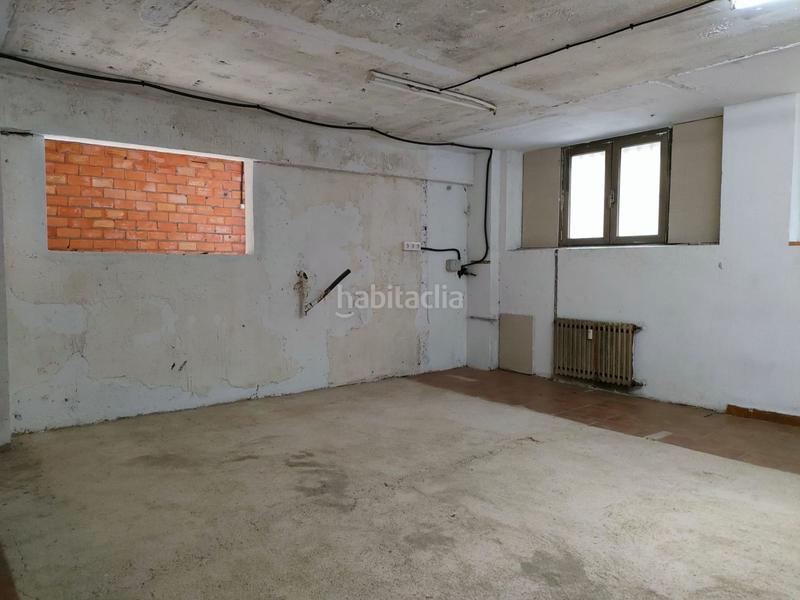 Foto a717fee8-5d9e-4d64-9a0b-aa51815e3397. Alquiler local comercial se alquila local al lado del centro de salud en Donostia - San Sebastián