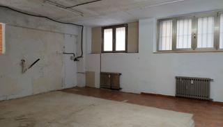 Local Comercial en Amara. Se vende local de 65 m2 junto al ambulatorio de amara