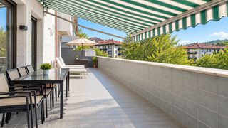 Pis a Beraun - Pontika. Espectacular terraza privada de 80 m en pleno errenteriapontika