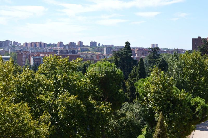 Foto 03701ebe-fc5c-4b68-8368-23230eb8a3ff. Etagenwohnung mit heizung in Fuente del Berro Madrid