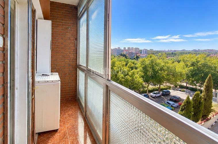 Foto 40457fe0-af5a-4b6b-b0d5-a61a7625a4ab. Etagenwohnung mit heizung in Fuente del Berro Madrid