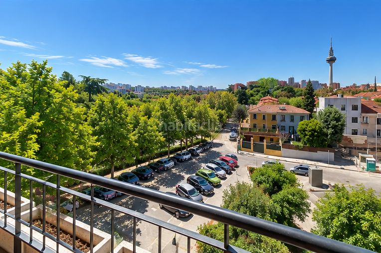 Foto b375a77e-d048-476a-b066-75747f1827a1. Etagenwohnung mit heizung in Fuente del Berro Madrid