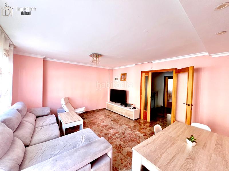 Foto 0ec614c2-1182-419a-9480-35bede8efa44. Casa a schiera con parcheggio in Alcácer