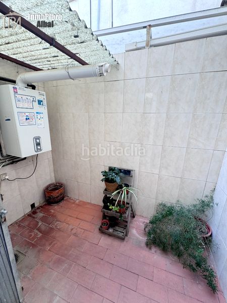 Foto b261bf54-6233-4410-a53e-03693fa63358. Dúplex amb aparcament a Albal