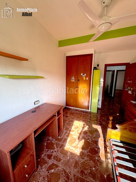 Foto d4b7219d-58aa-4152-a22e-c100a5ca65bf. Dúplex amb aparcament a Albal