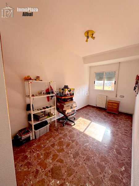Foto fb984799-0638-4216-9783-936f26a4ab34. Dúplex amb aparcament a Albal