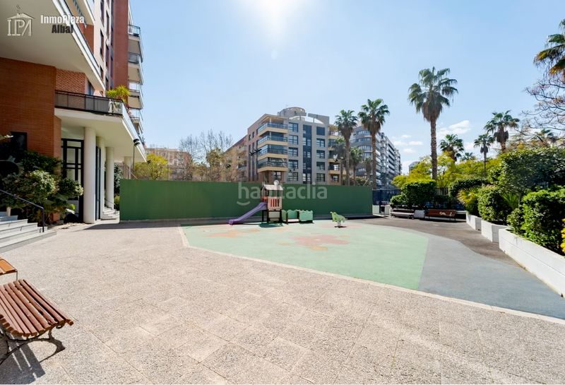 Foto f690389c-8711-4fa4-b4c1-9e5869e3a14e. Pis amb aparcament piscina a Nou Campanar Valencia