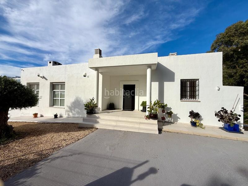 Foto 76056b23-2730-4ca5-a824-3d4c42159663. Chalet avec chauffage piscine dans Altea la vella Altea