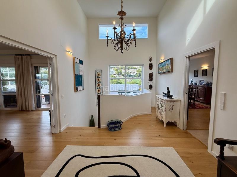 Foto e3e18cdd-7e47-4cb3-9a20-f7a8d3b05e78. Chalet avec chauffage piscine dans Altea la vella Altea