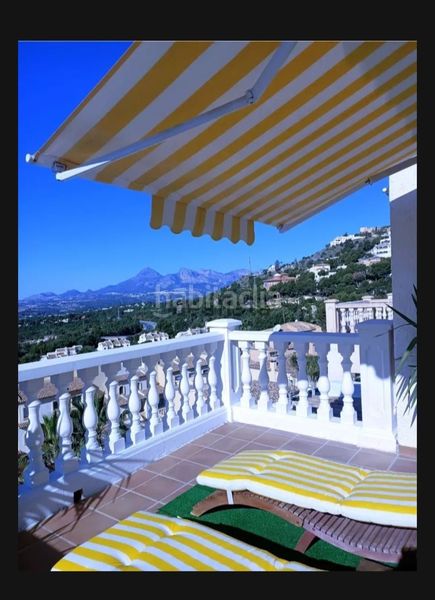 Foto c5f76dbc-43b4-4237-9dd3-f53696ccd669. Casa adossada amb piscina a Altea hills Altea