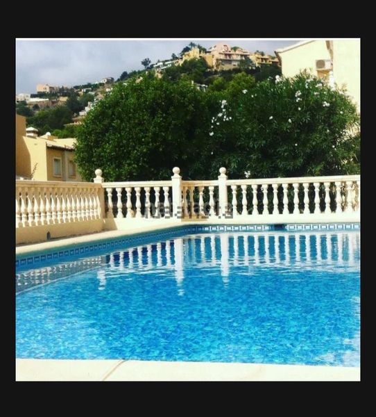 Foto e728f03b-473f-45ad-98c8-bc2e4eaccdda. Casa adossada amb piscina a Altea hills Altea