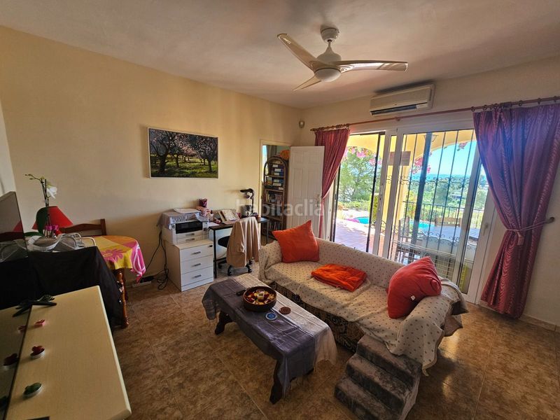 Foto 4ddc77d5-5ffe-4428-8021-87de4ab808f1. Casa amb piscina a Altea la vella Altea