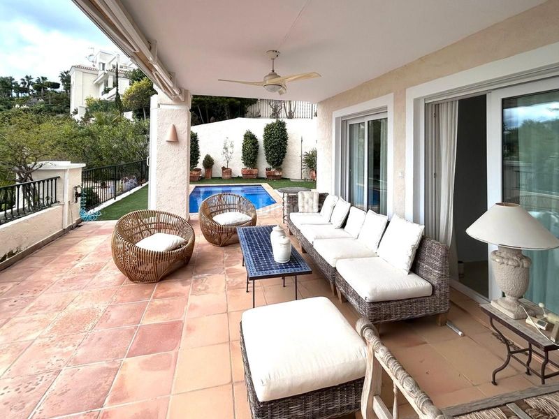 Foto ff7a6a6a-9115-45df-a862-16813bfc485b. Apartamento en Altea hills Altea